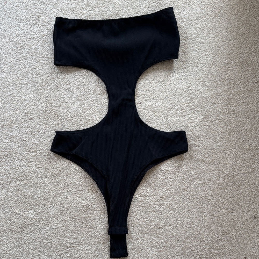 Edikted Black Cutout Crop Top